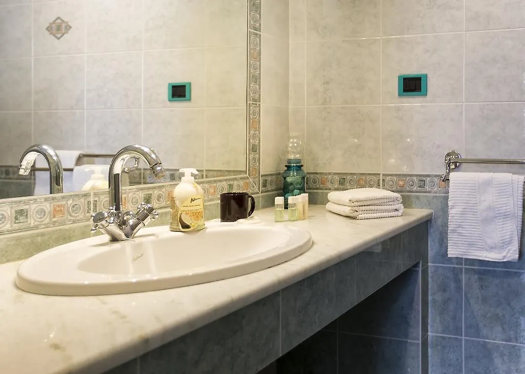 Morpheo Rooms Alghero 2*,  Italie